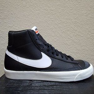 Nike Blazer Mid 77